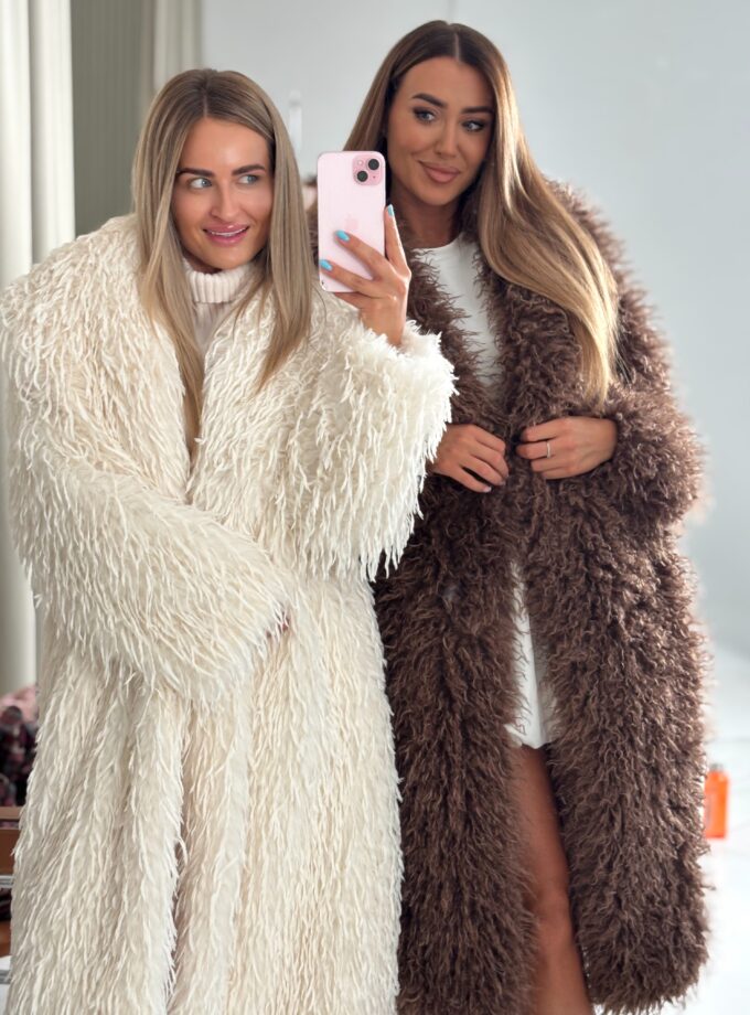 Lama Biała / Czekolada