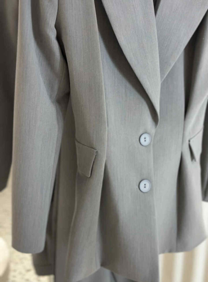 Szara Marynarka Taliowana