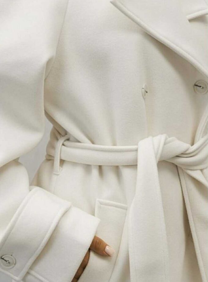 Płaszcz Maxi z Guzikami Mleczny