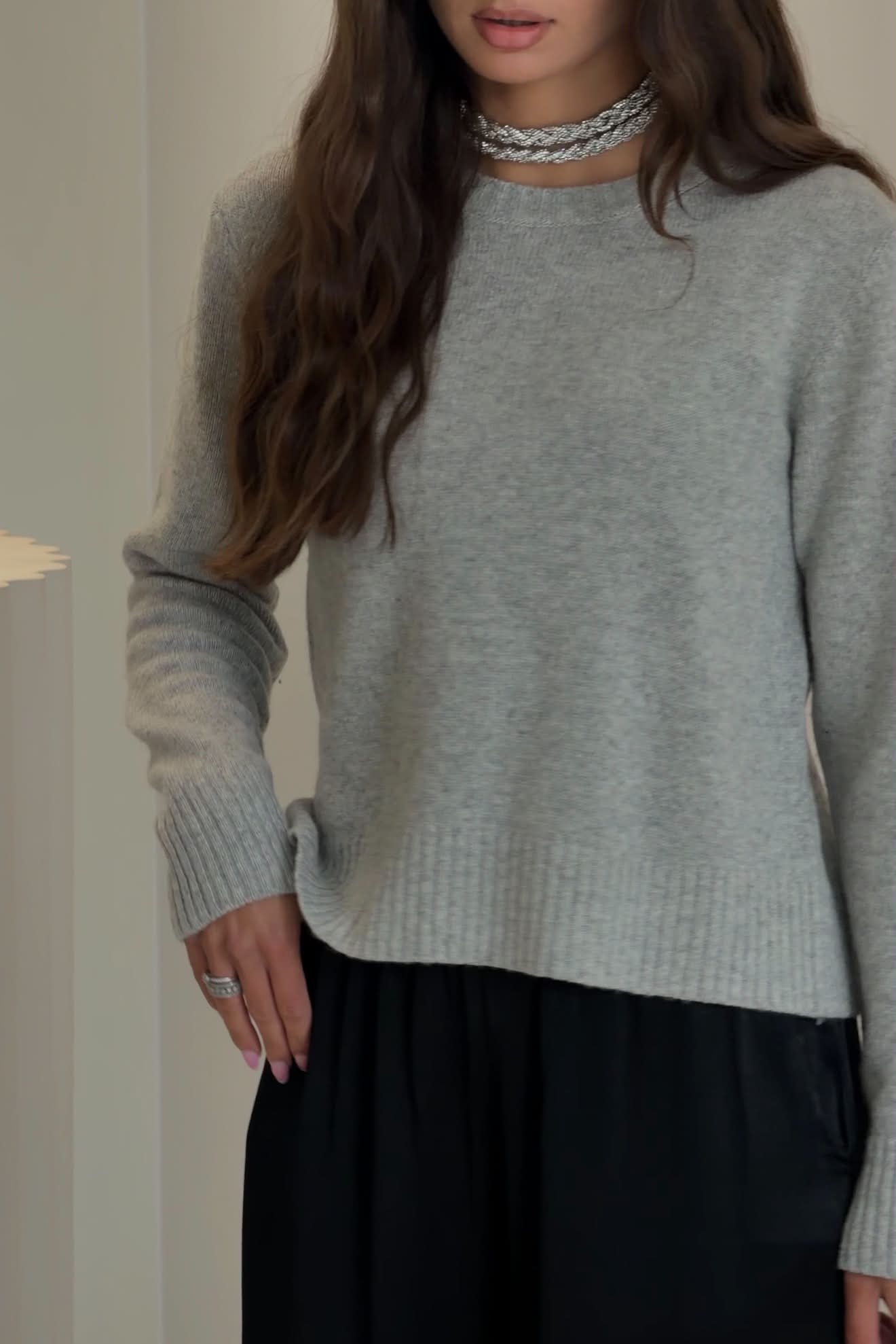 Sweter MILA Jasno Szary / Grafitowy / Beżowy - obrazek 2